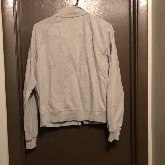 Lightweight jacket - 2 pockets. Zippered front. Gently used but not abused. - Picture 2 of 4